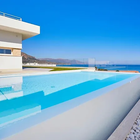 Darda Con Piscina E 3 Da Letto Willa