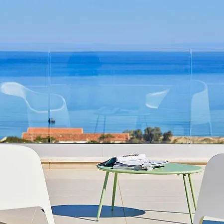 Darda Con Piscina E 3 Da Letto Willa Alcamo