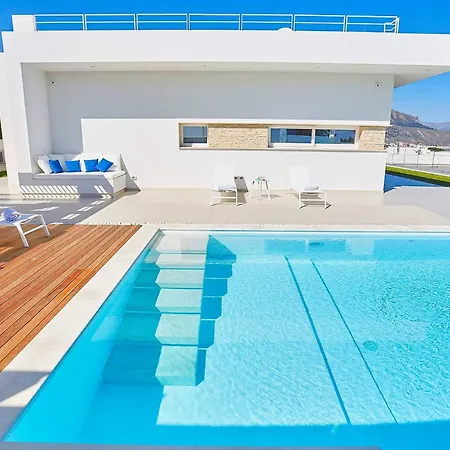 Darda Con Piscina E 3 Da Letto