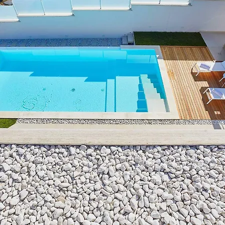 Darda Con Piscina E 3 Da Letto