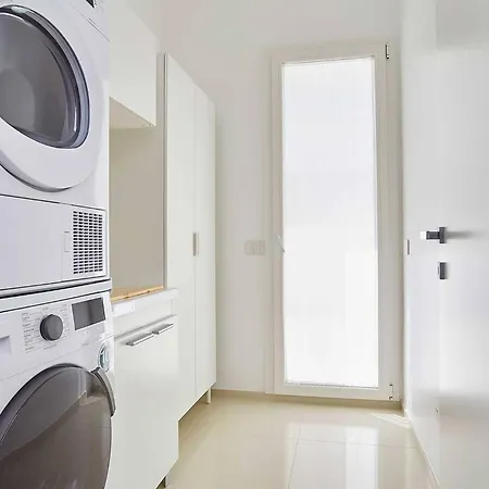 Darda Con Piscina E 3 Da Letto Willa Alcamo