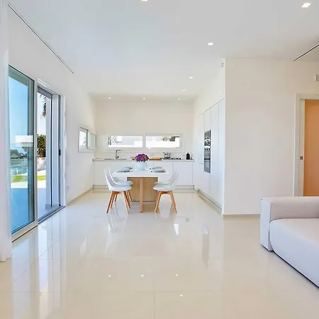 Darda Con Piscina E 3 Da Letto Willa *